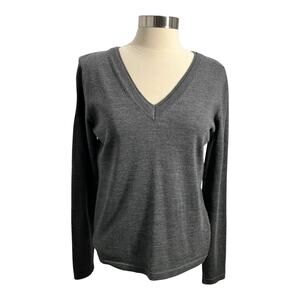 Talbots 100% Merino Wool  Gray Classic V-Neck Sweater Women's Size Medium